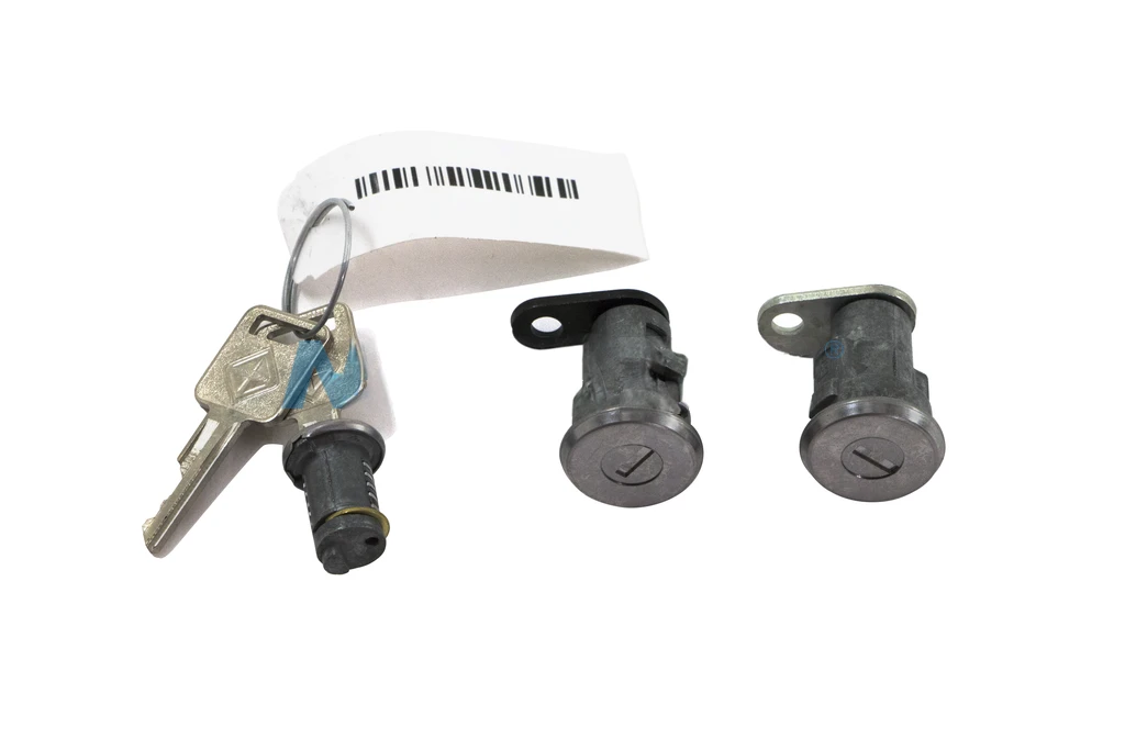 1652277C92 CYLINDER,KIT DOOR LOCK IGN CYL